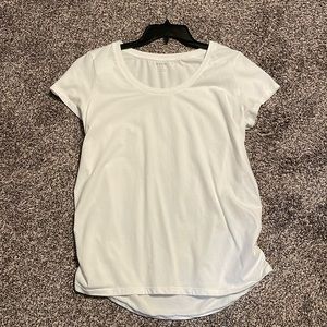 Old Navy White Maternity T-Shirt